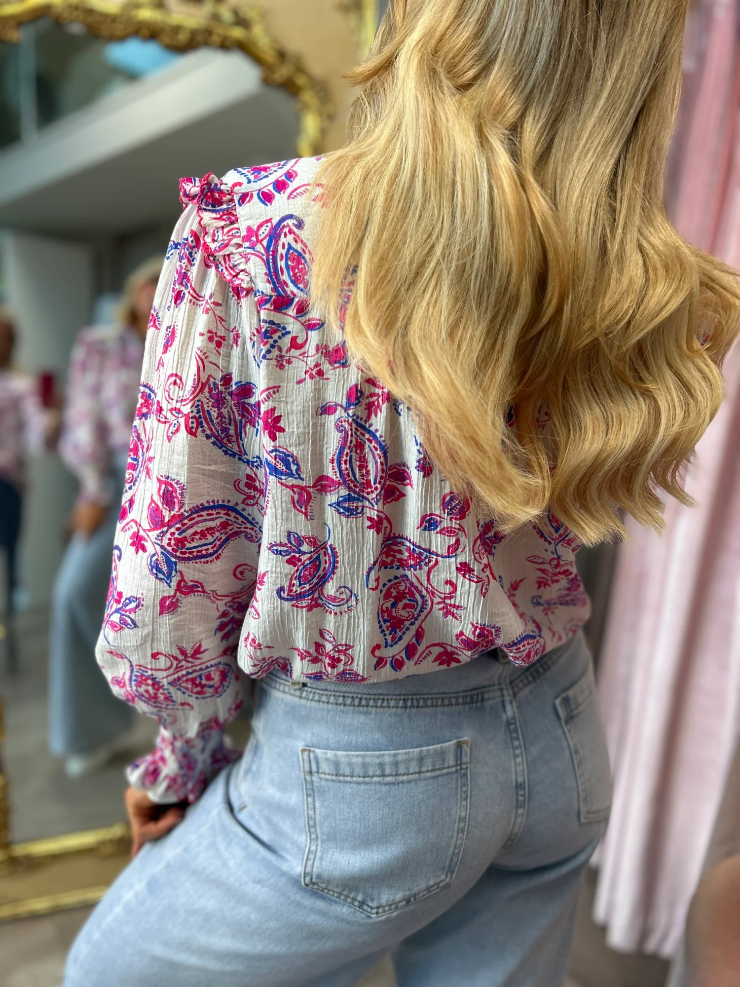 Aralyn Paisley Print blouse - Image 3