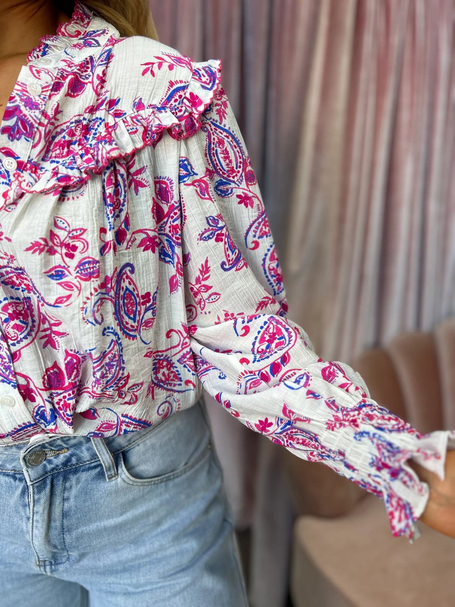 Aralyn Paisley Print blouse - Image 8