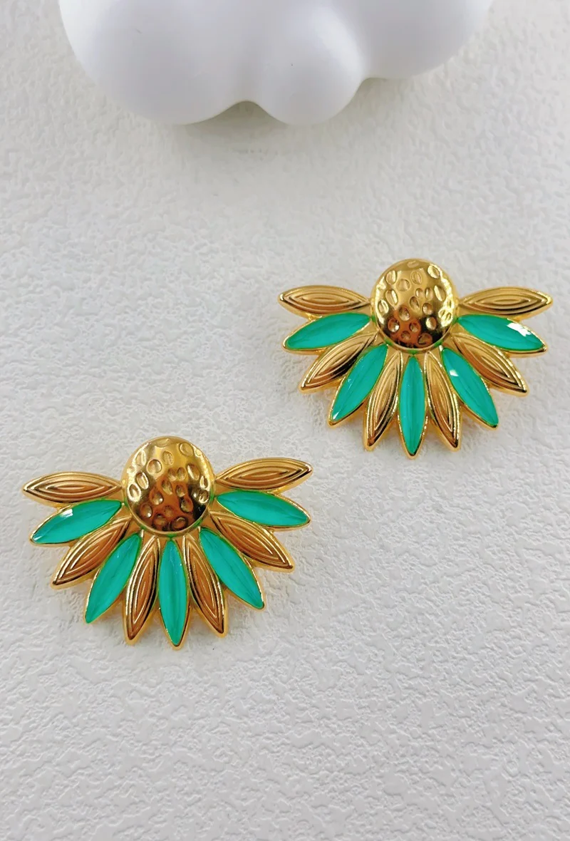 Beatrix Earrings Aqua - Image 3