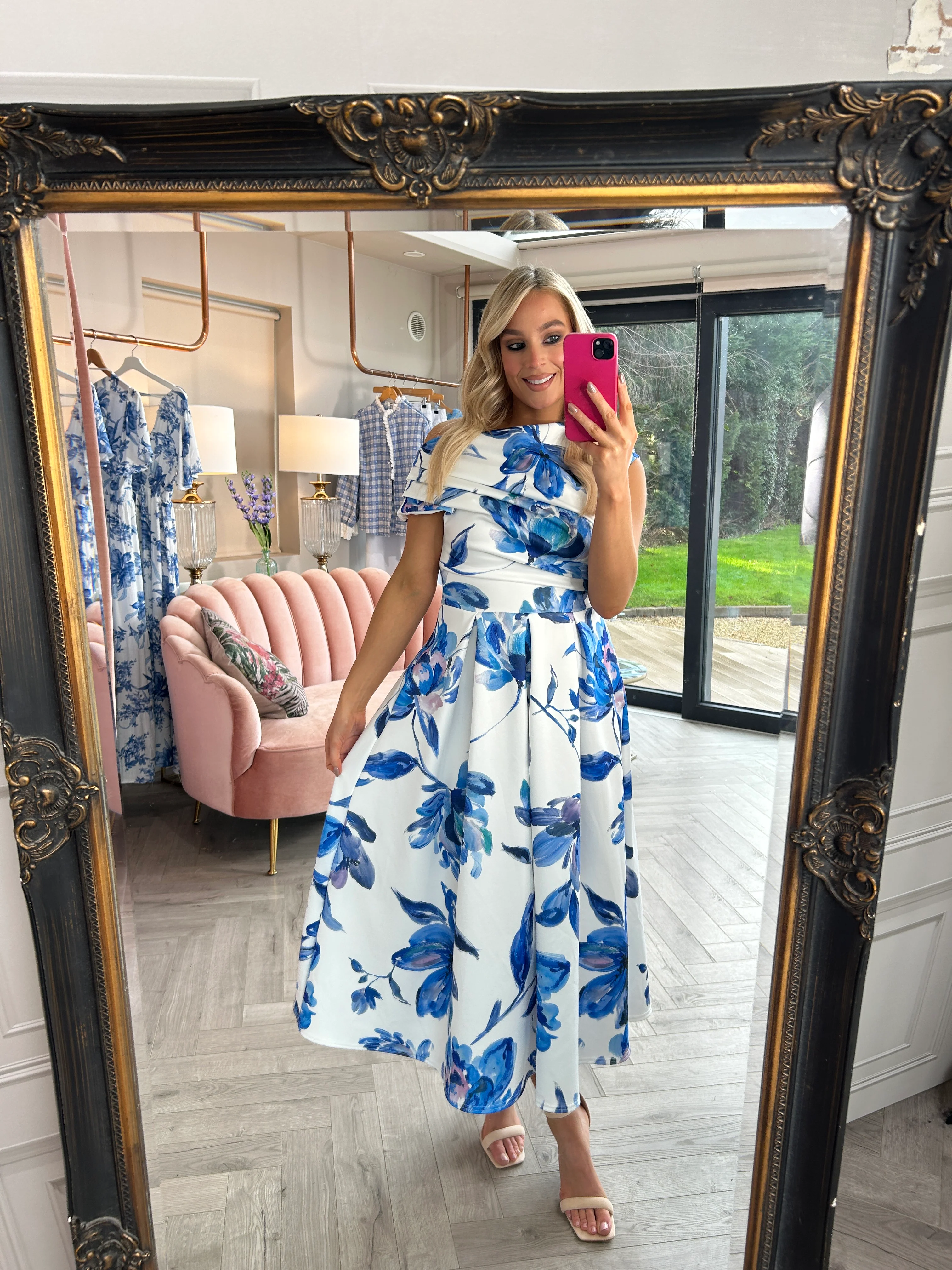Betty Blue Floral - Image 14