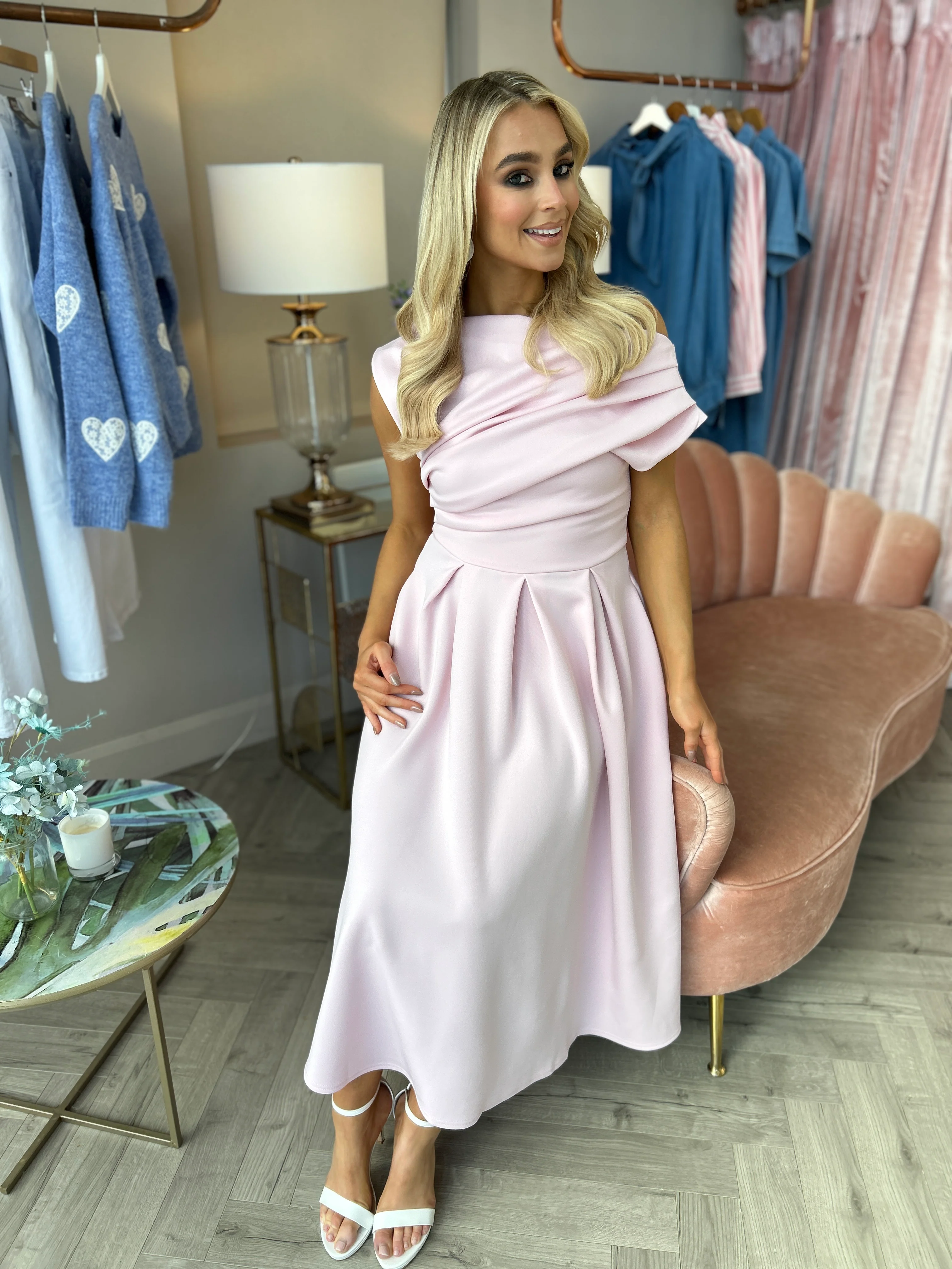 Betty Pink - Image 5