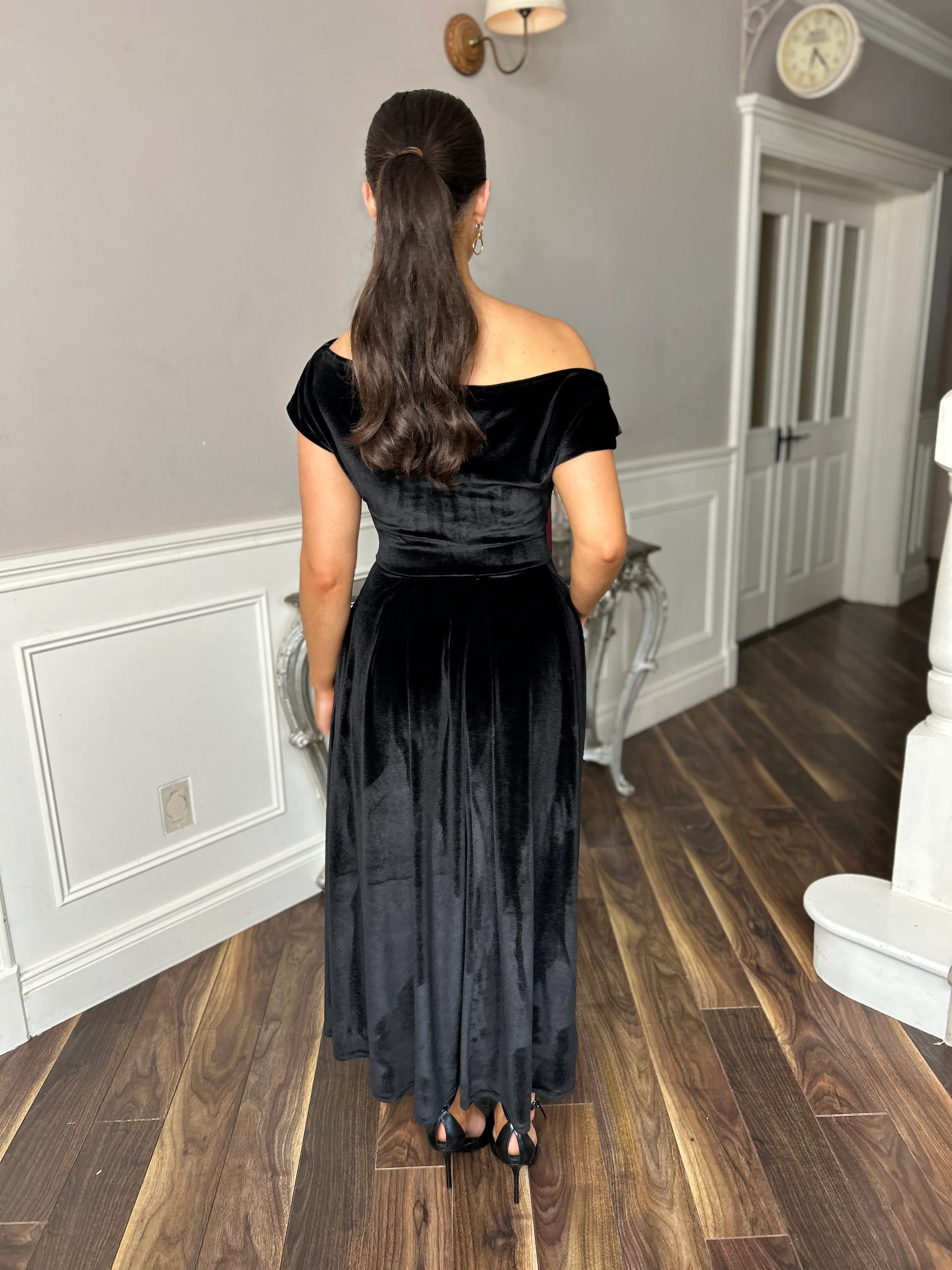 Betty Velvet Dress Black - Image 6