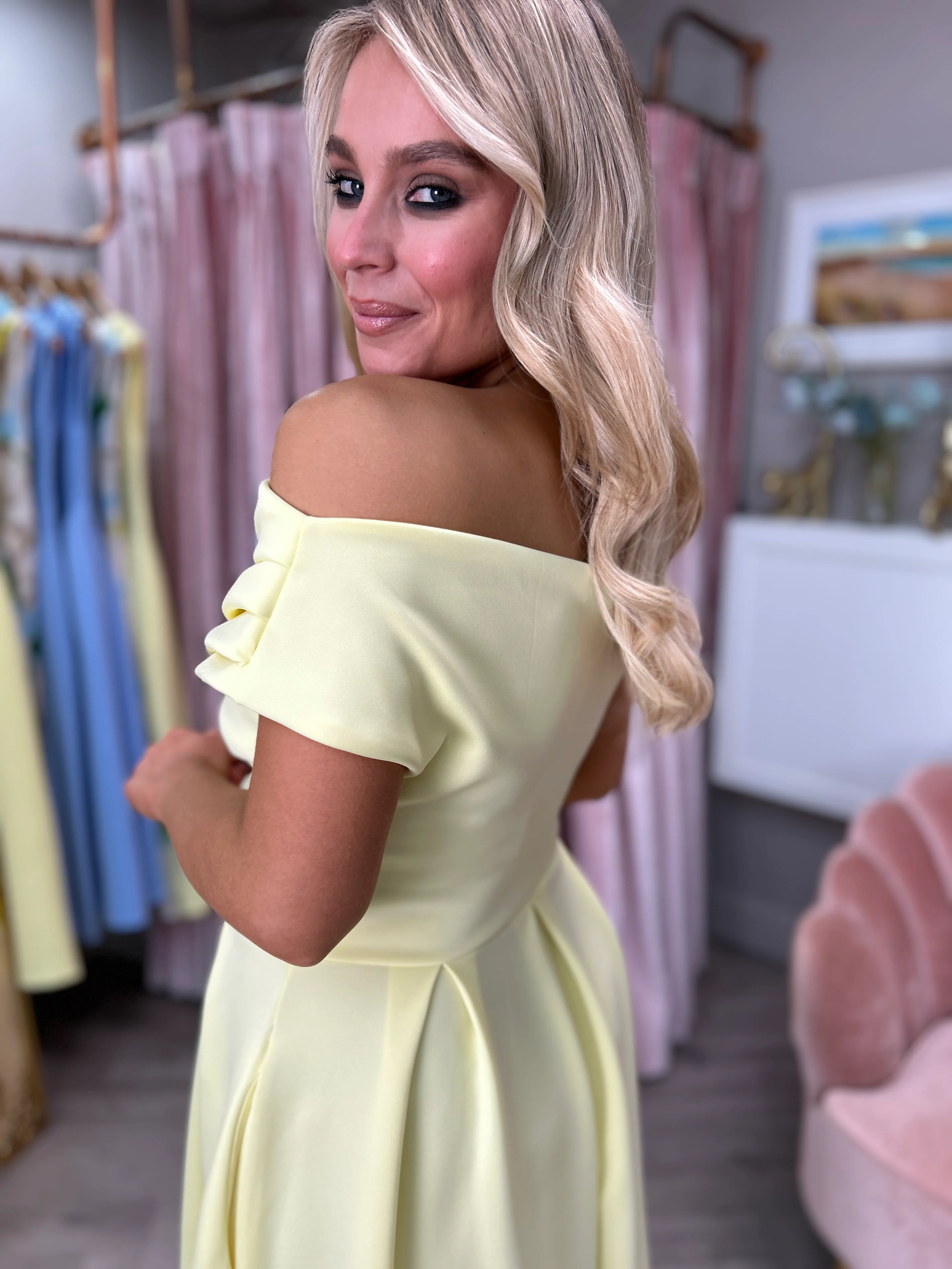 Betty Yellow - Image 10