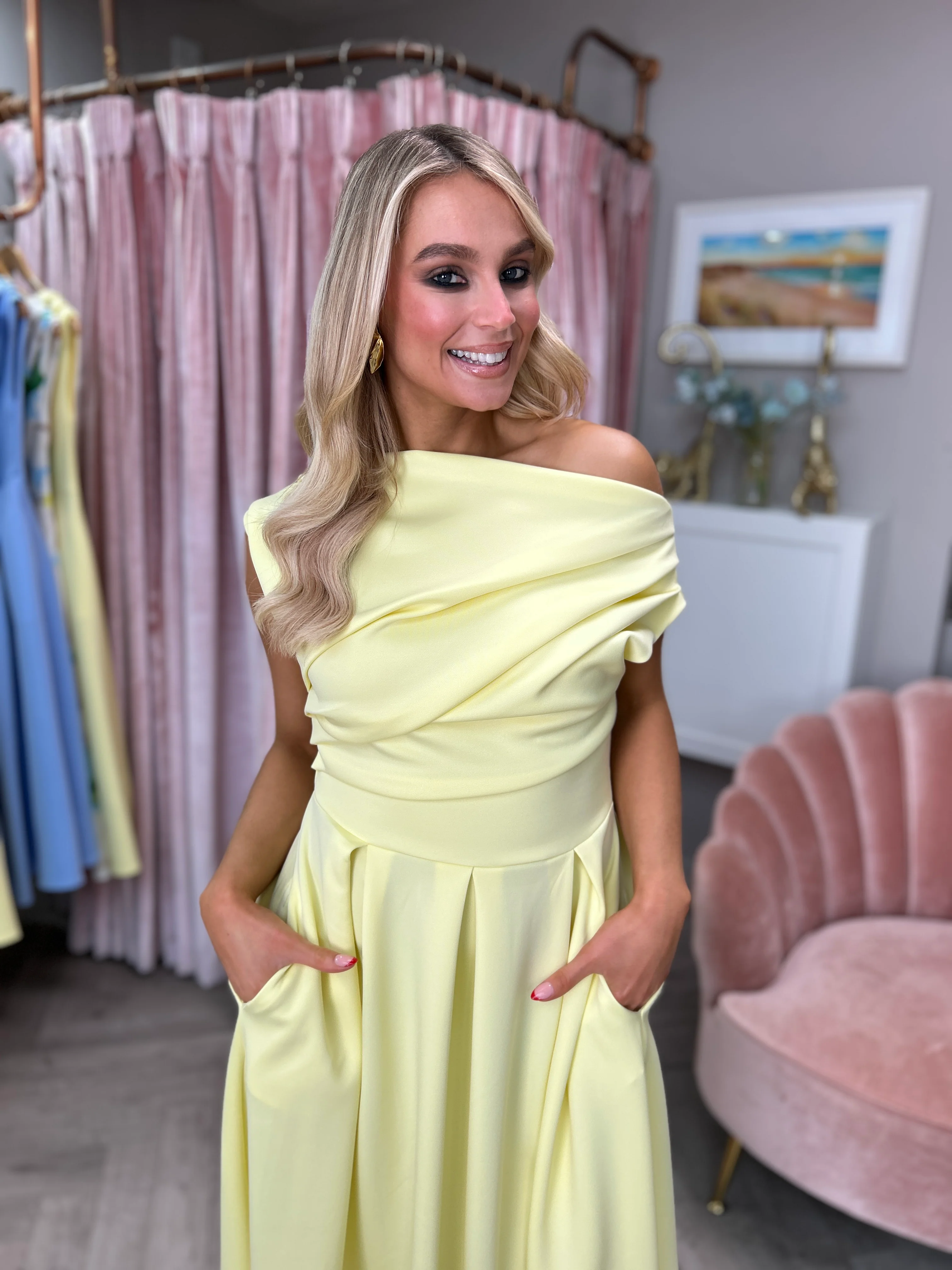 Betty Yellow - Image 8
