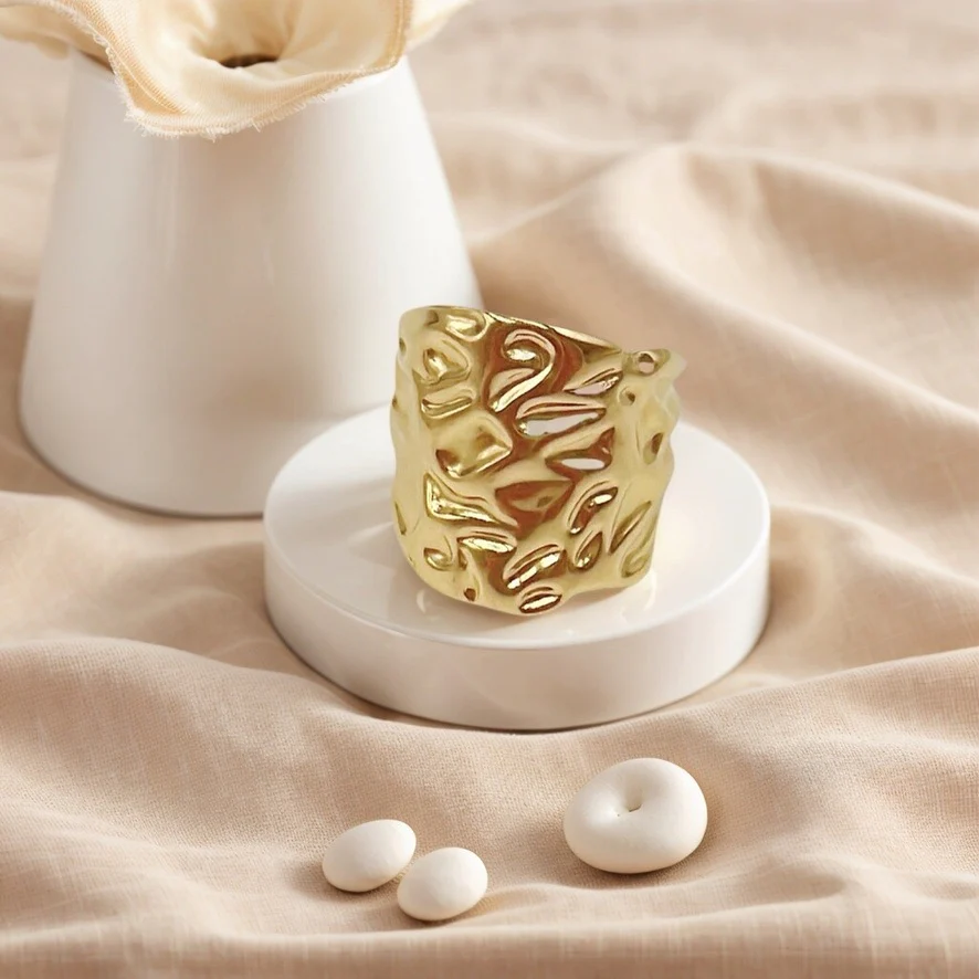 Hayley Ring