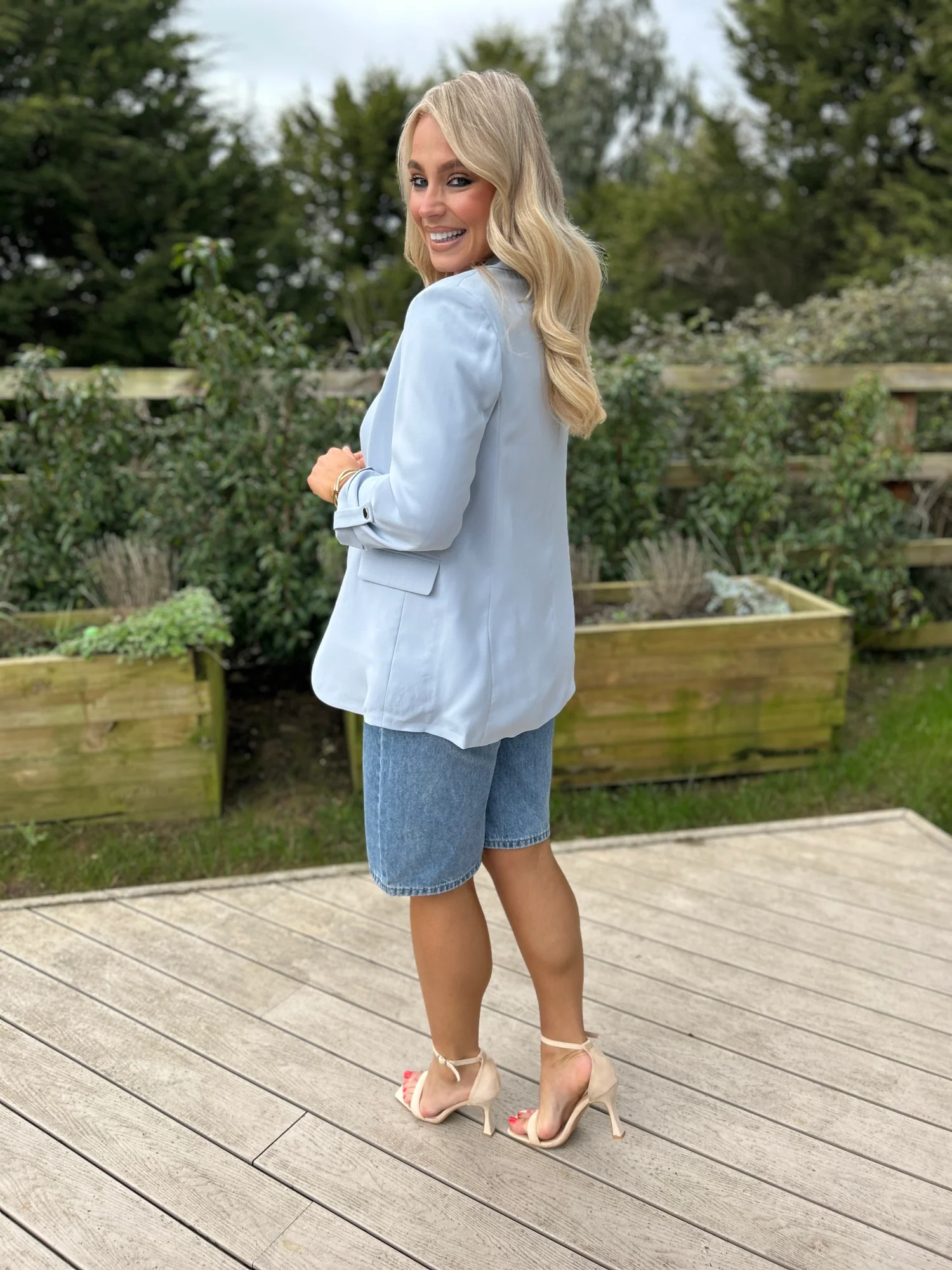 Kavi Bermuda Denim Shorts - Image 7