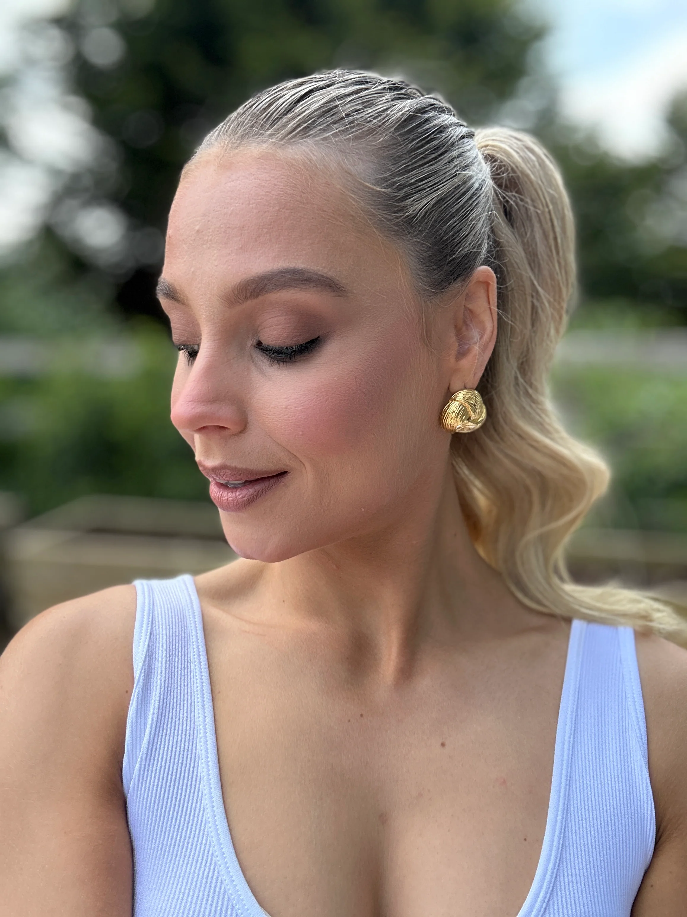 Love Knot Earrings - Image 5