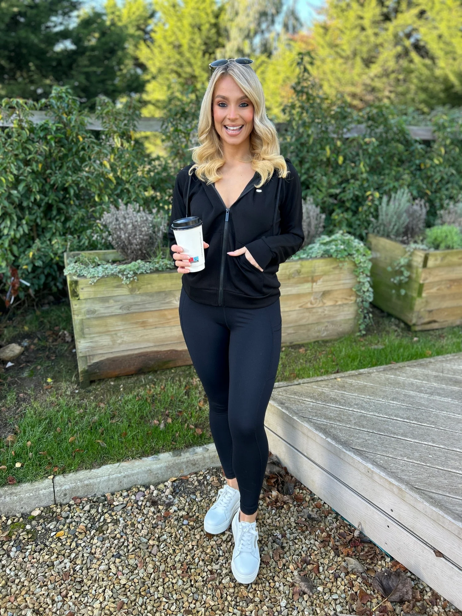 Madison Hoodie Black - Image 11