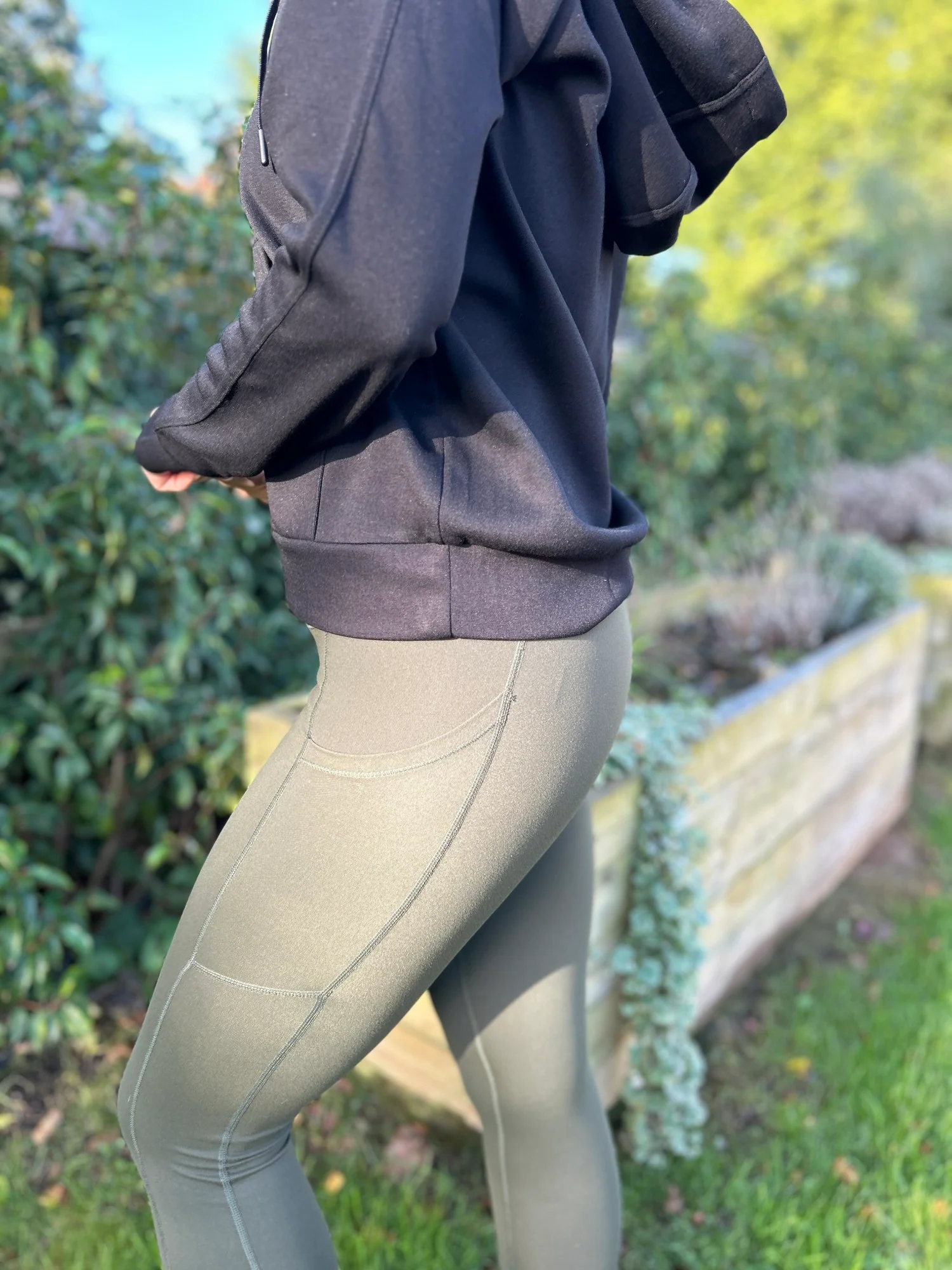 Madison Hoodie Black - Image 6