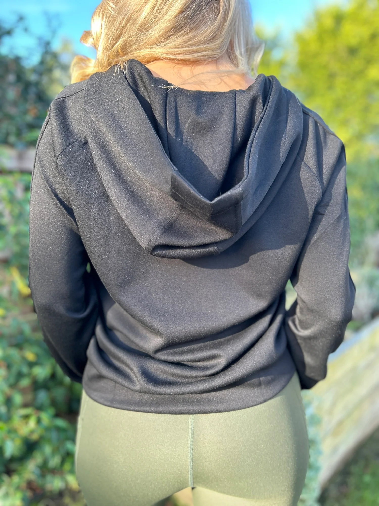 Madison Hoodie Black - Image 9