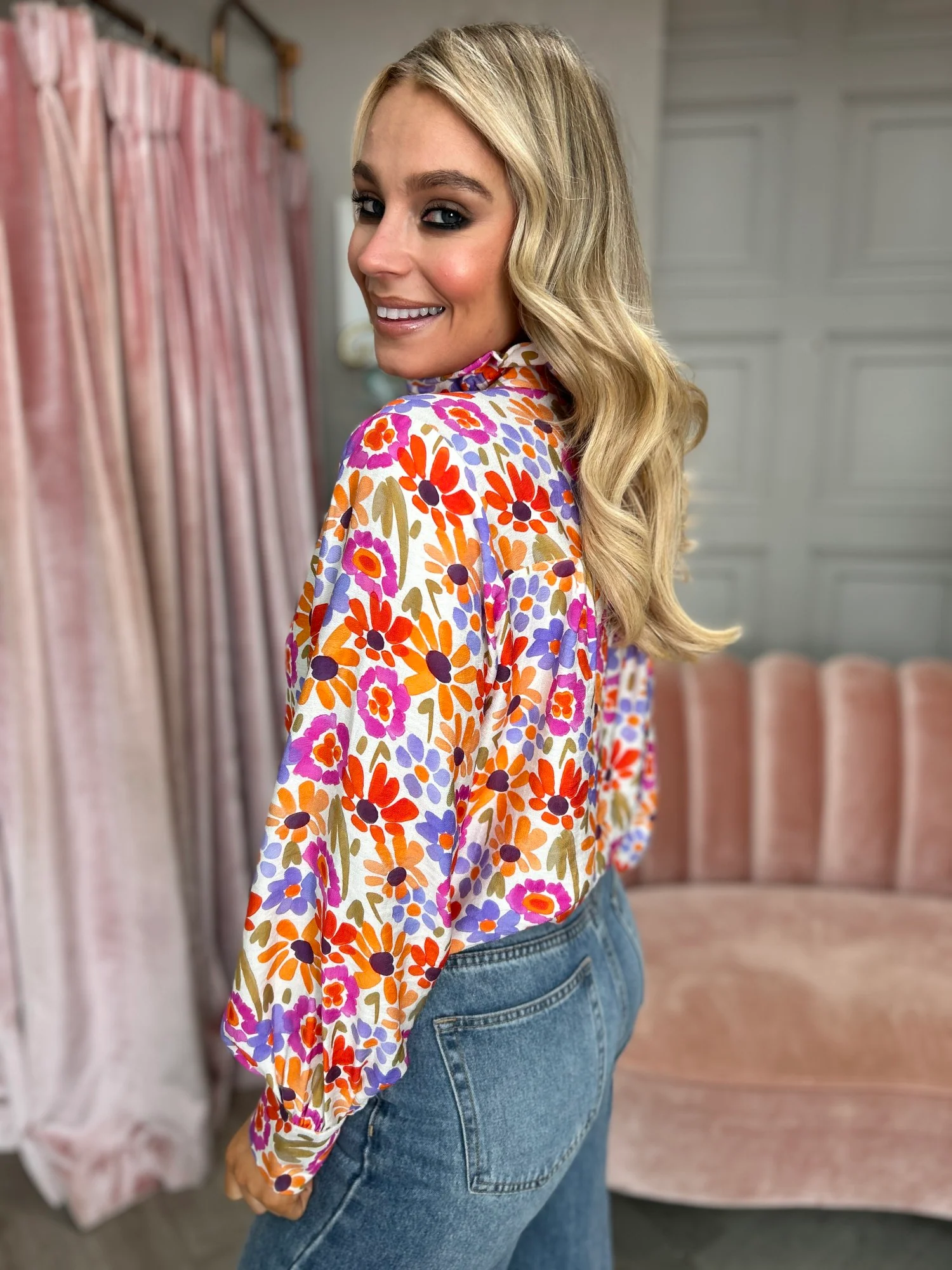 Meg Bright Floral Shirt - Image 11