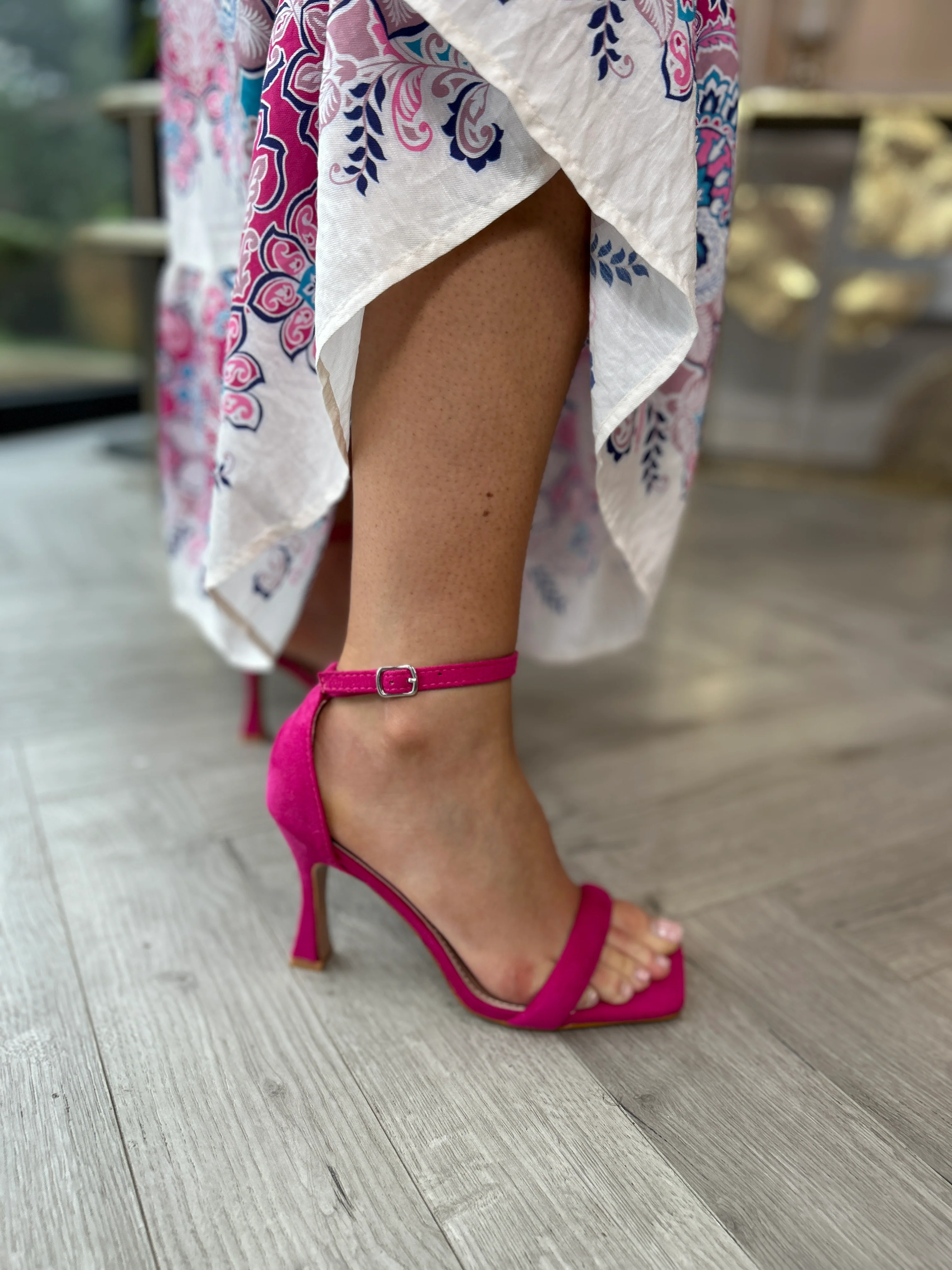 Niya Suede Block Heels Pink - Image 6