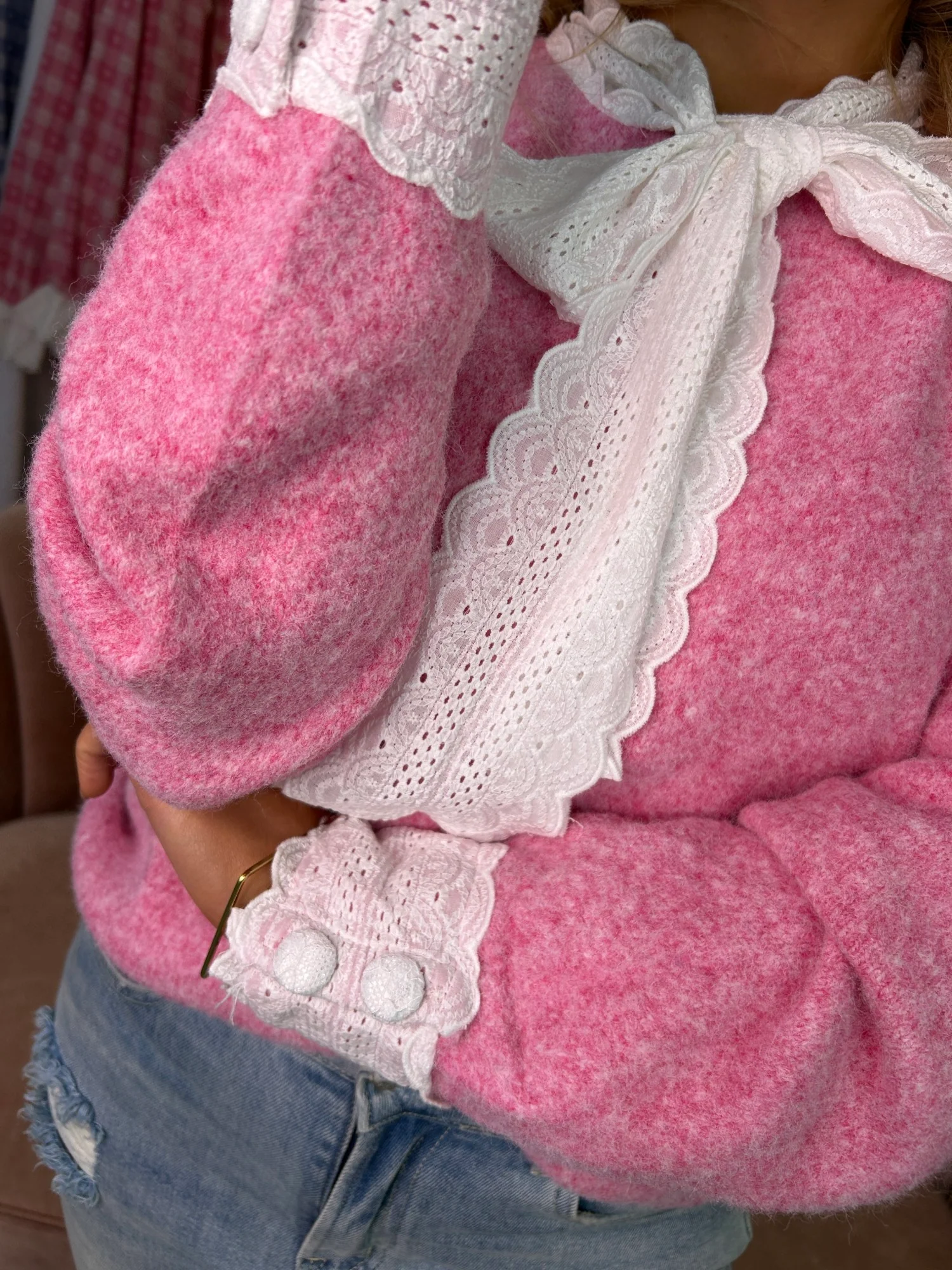 Wren Tie Knit Rose - Image 12